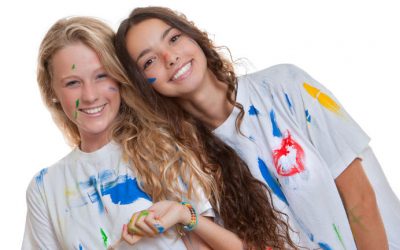 How can Teenagers Maintain a Bright Smile?